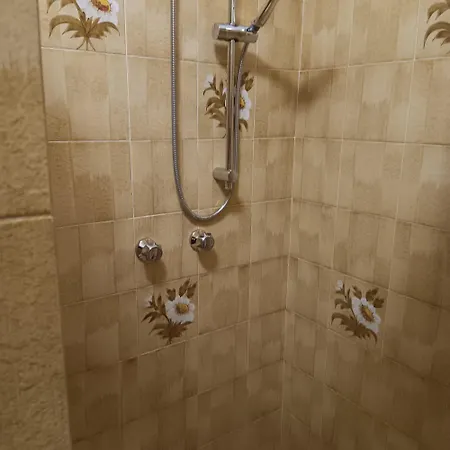 Il Sentiero Beb 3* Cerro Veronese