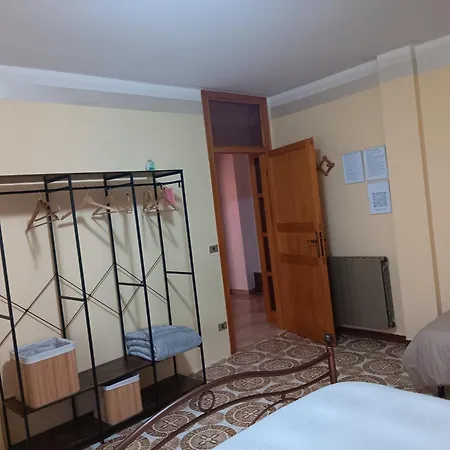 Il Sentiero Beb Oda ve Kahvaltı Cerro Veronese